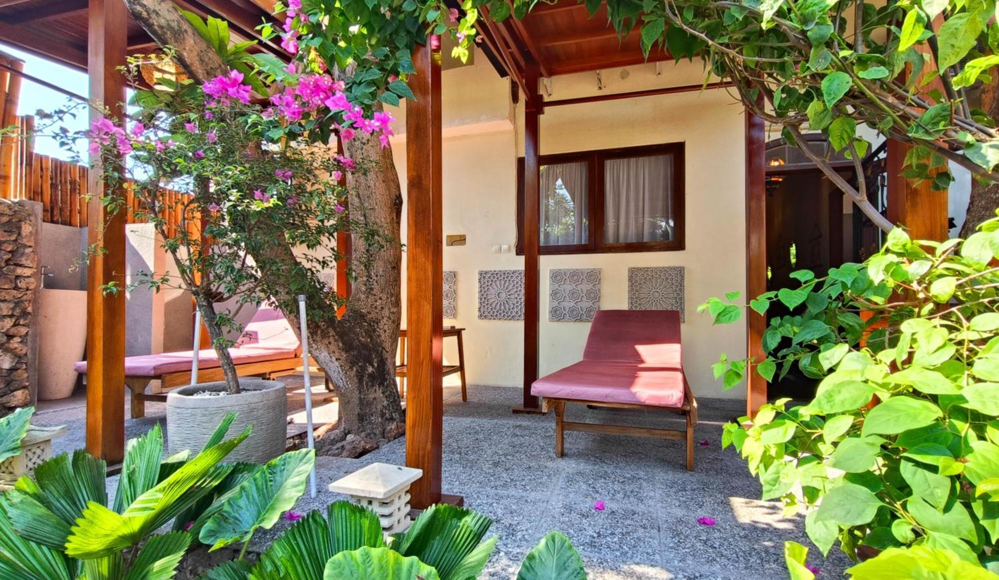 Dalai Tropical Hotel Kuta  Exterior foto